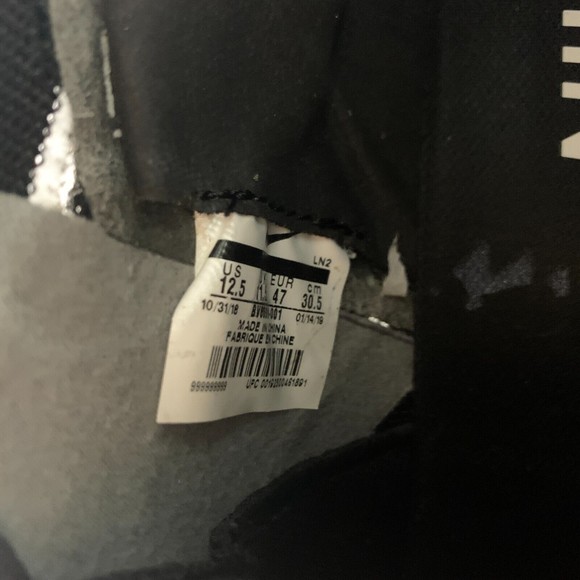 Nike Vapor Untouchable 3 Elite Flyknit Football Cleats Mens Size 12.5 BV6699-001 - Picture 8 of 8